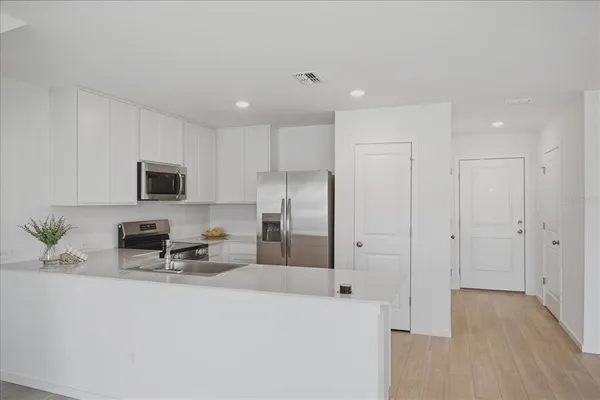 $2,390 | 862 Lynx Street, Davenport, FL 33837