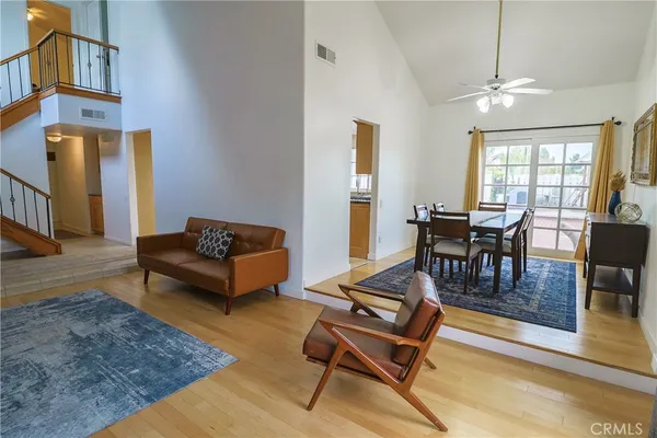 $925,000 | 25426 Ave Escalera, Valencia, CA 91355