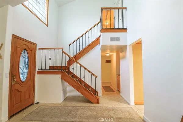 $925,000 | 25426 Ave Escalera, Valencia, CA 91355
