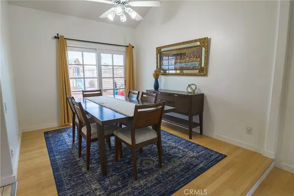 $925,000 | 25426 Ave Escalera, Valencia, CA 91355