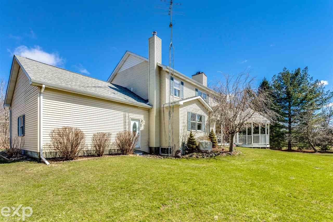 9743 Brandon Road Avoca, MI 48006 - Photo 43 of 59 50070697-42.JPG