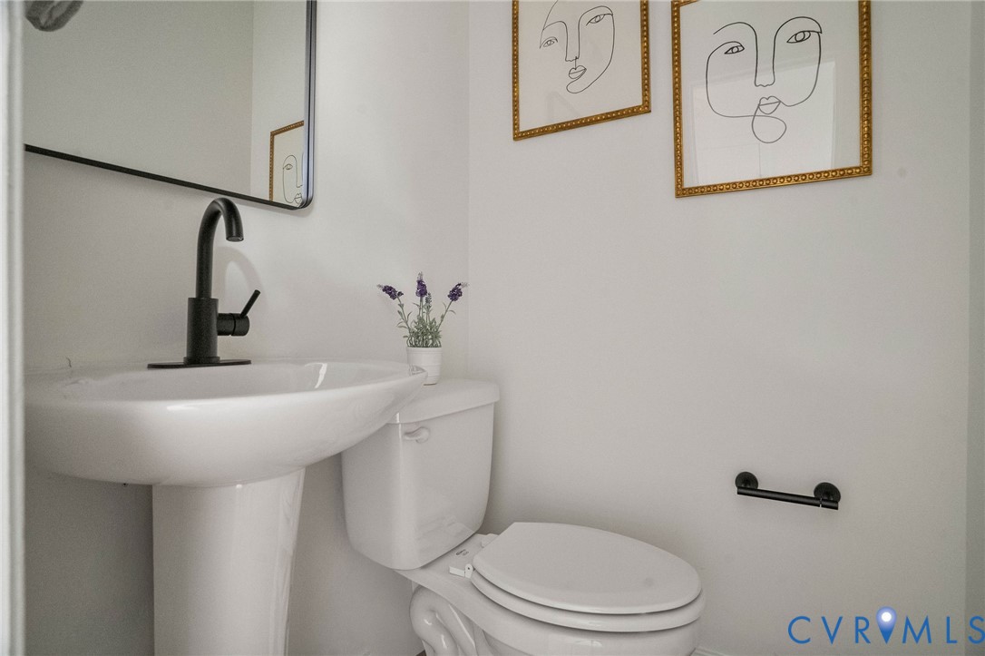 2338 Wrens Nest Road Richmond, VA 23235 - Photo 20 of 35