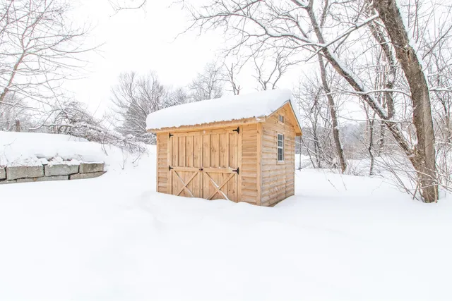 $209,000 | 472 Wolcott Street, Hardwick, VT 05843