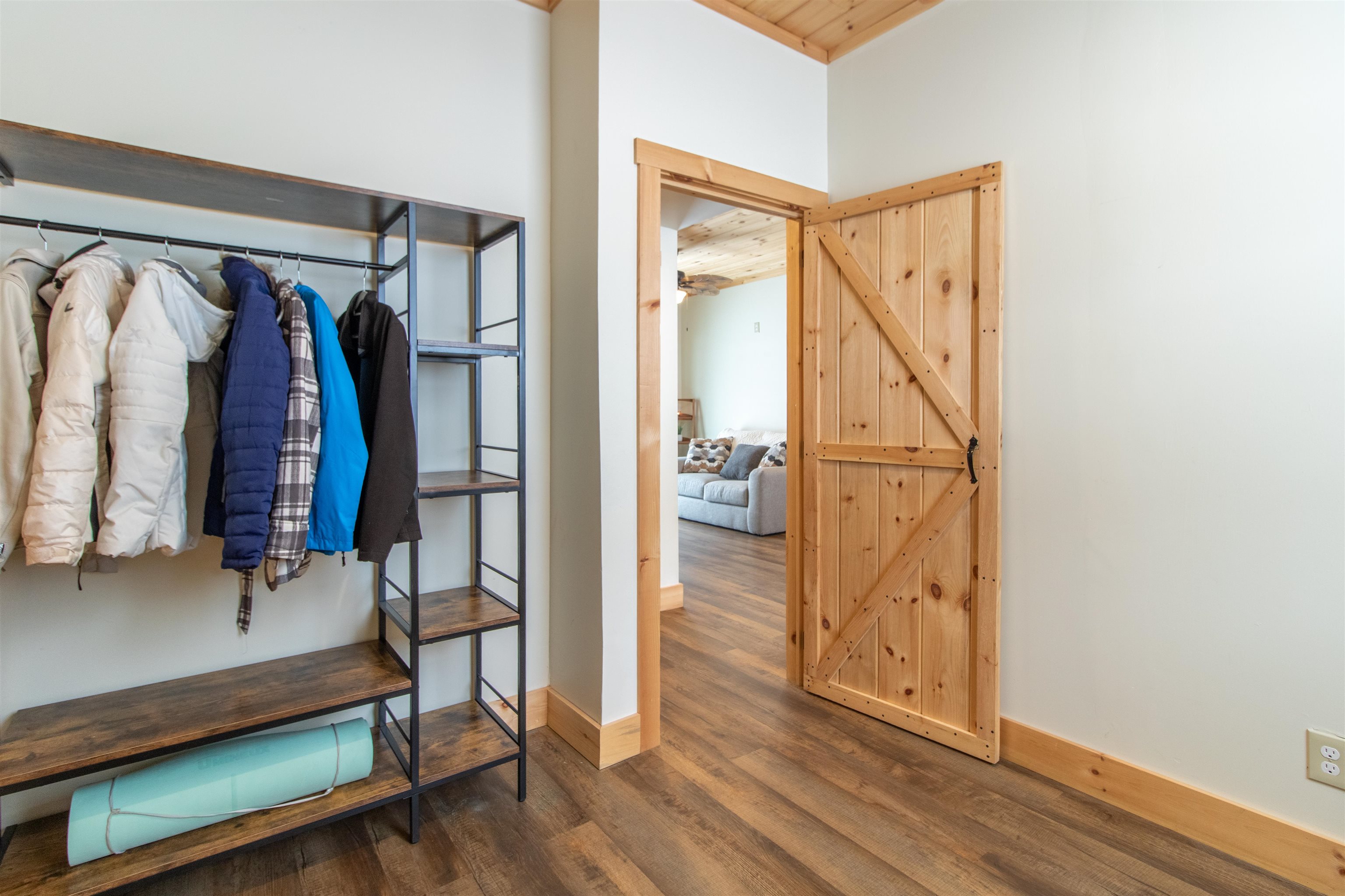 472 Wolcott Street Hardwick, VT 05843 - Photo 10 of 21