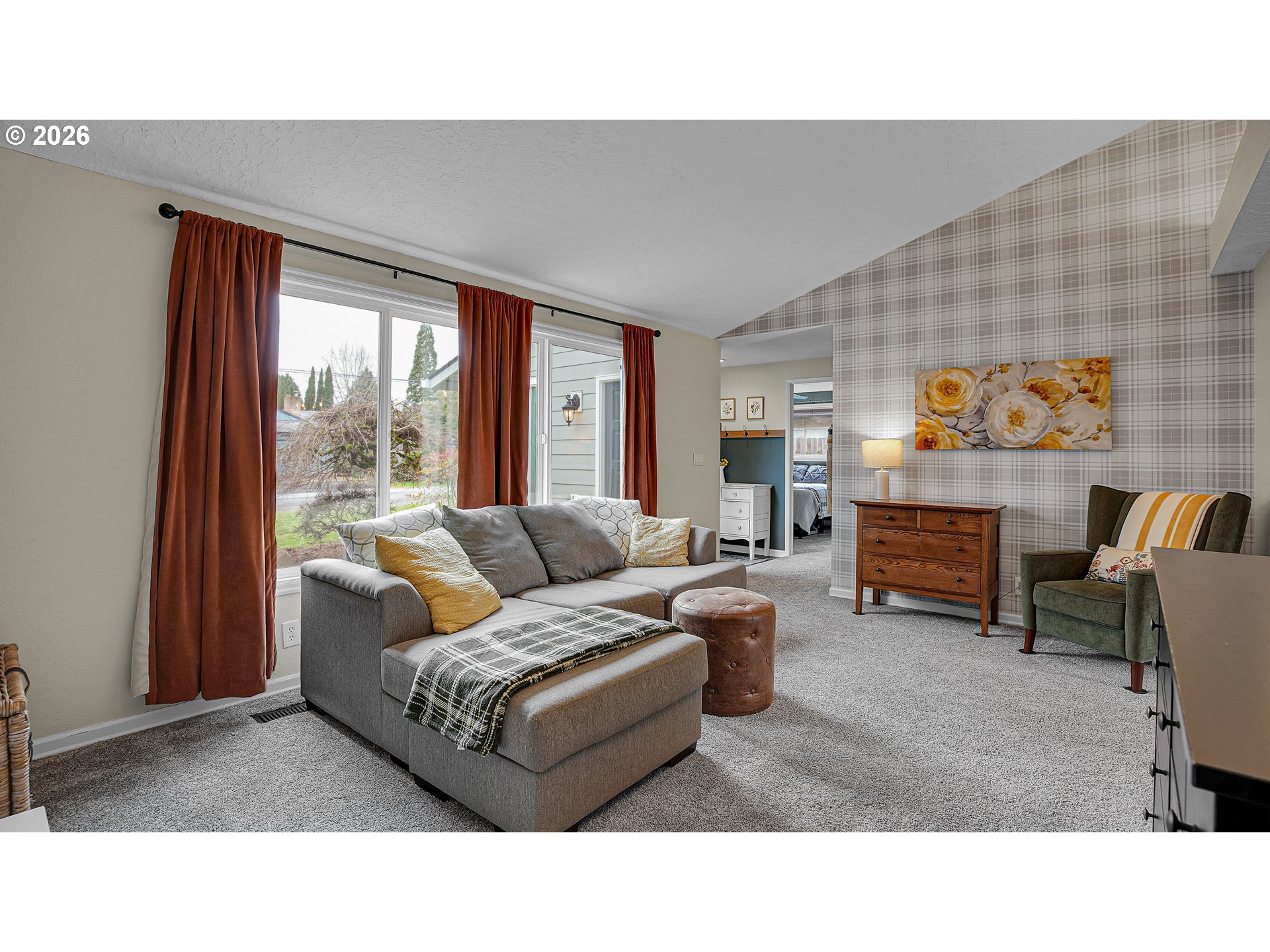 16385 Southwest Division Street Beaverton, OR 97007 - Photo 10 of 48 Living Room