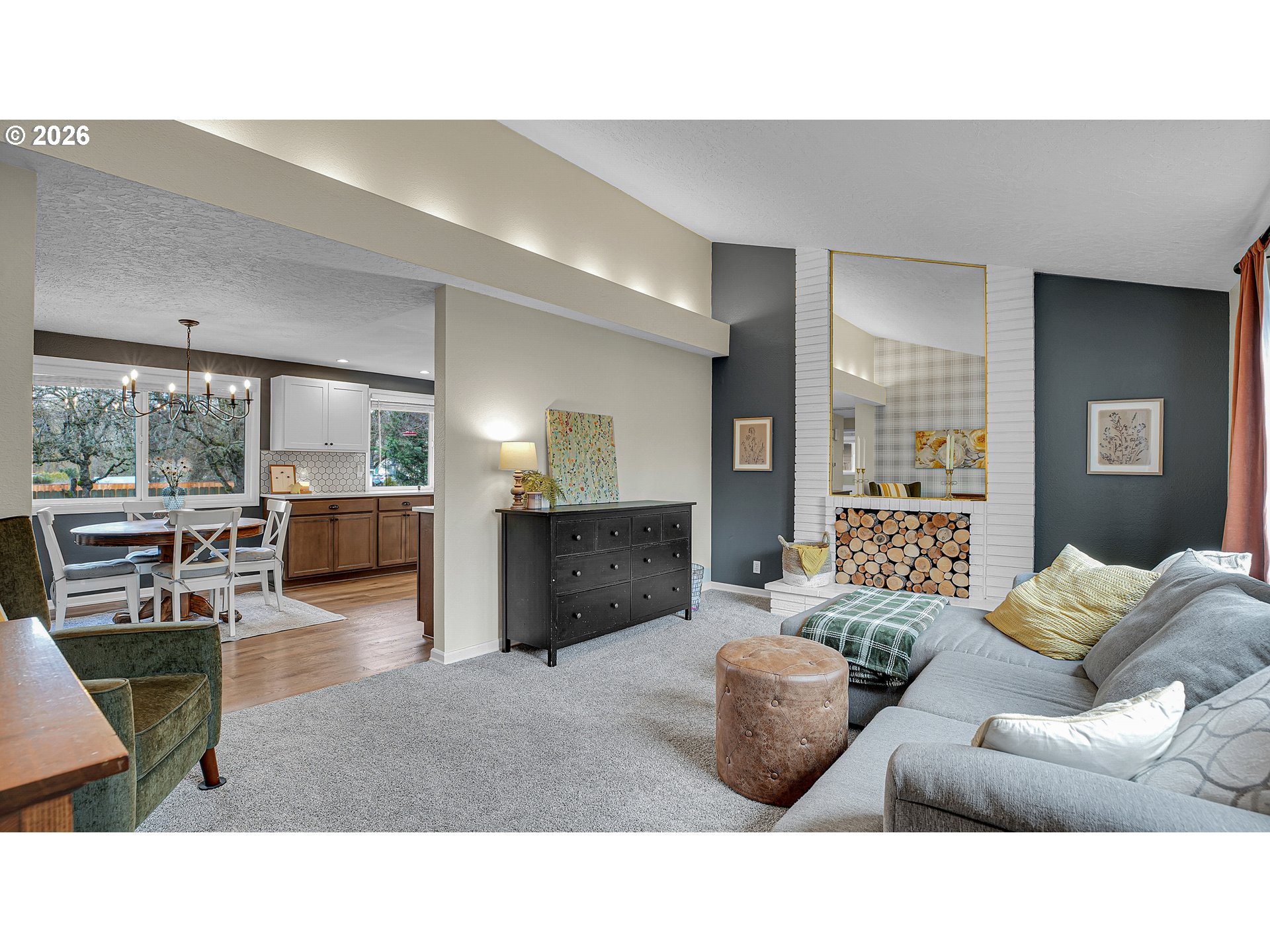 16385 Southwest Division Street Beaverton, OR 97007 - Photo 11 of 48 Dining Area