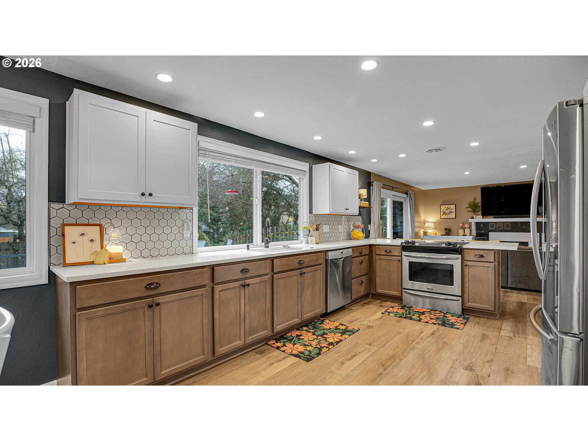 16385 Southwest Division Street Beaverton, OR 97007 - Photo 14 of 48 Kitchen