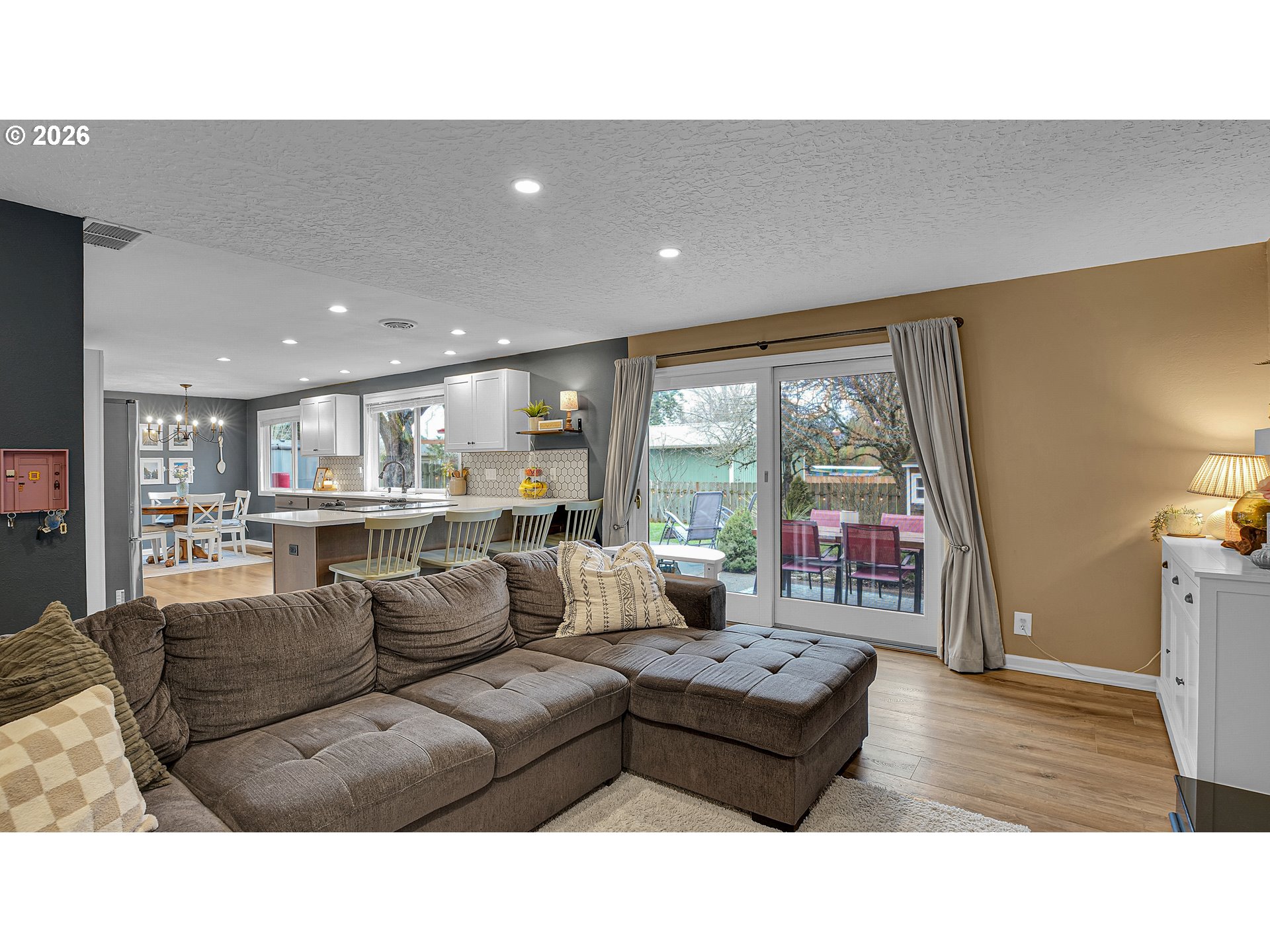 16385 Southwest Division Street Beaverton, OR 97007 - Photo 21 of 48 Kitchen