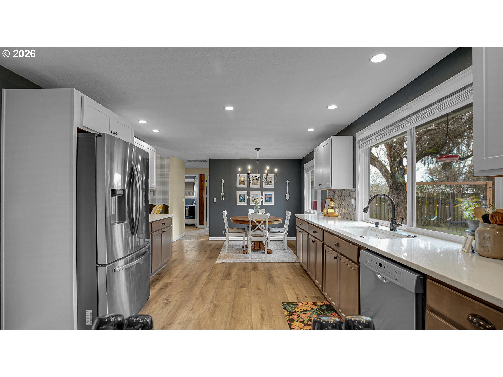 16385 Southwest Division Street Beaverton, OR 97007 - Photo 24 of 48 Dining Area