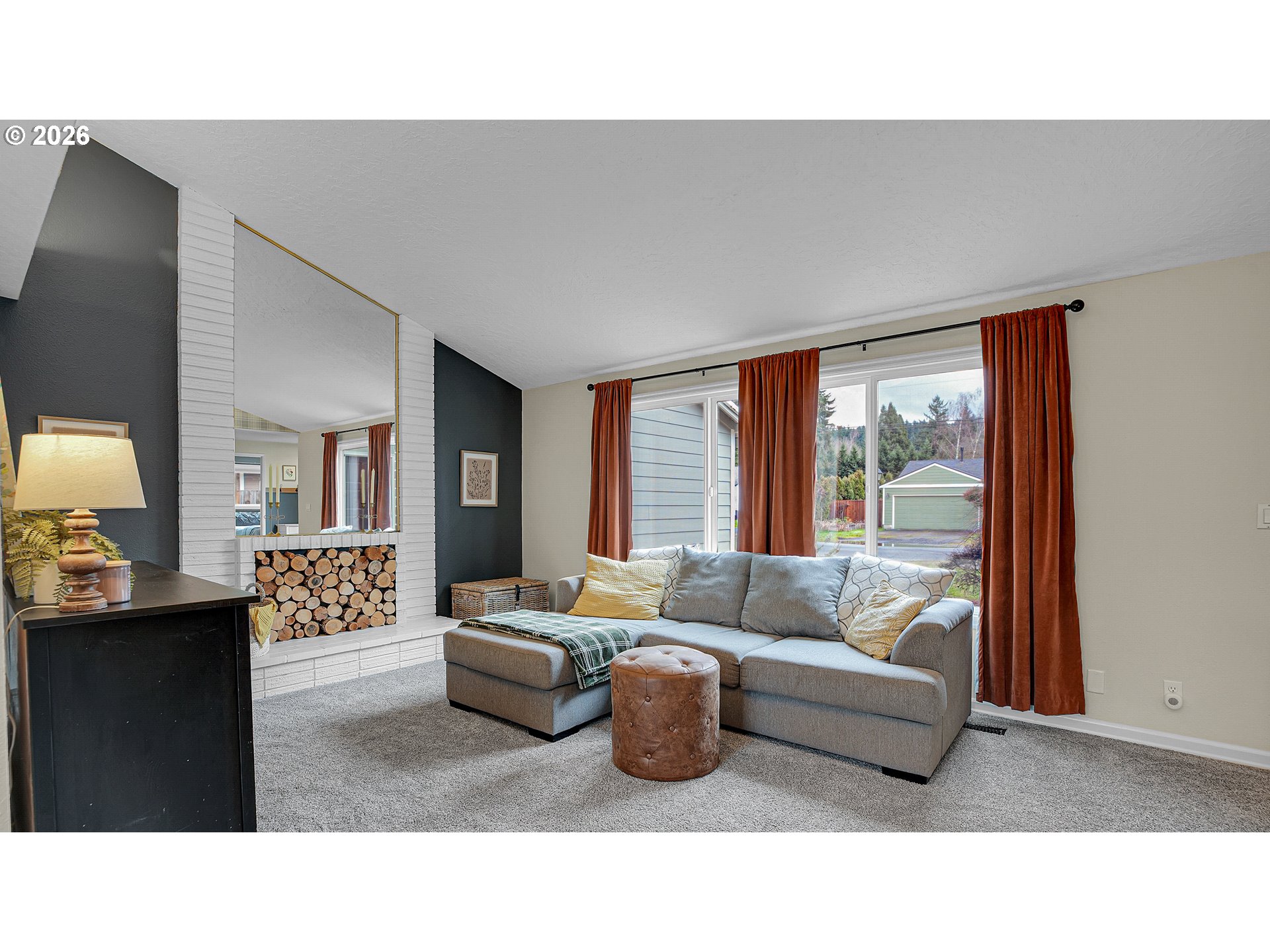 16385 Southwest Division Street Beaverton, OR 97007 - Photo 9 of 48 Living Room