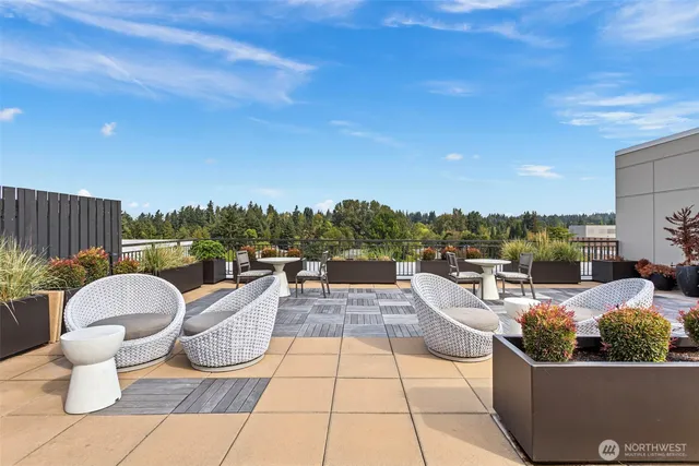 $639,950 | 11903 Northeast 128th Street, Unit 220, Kirkland, WA 98034