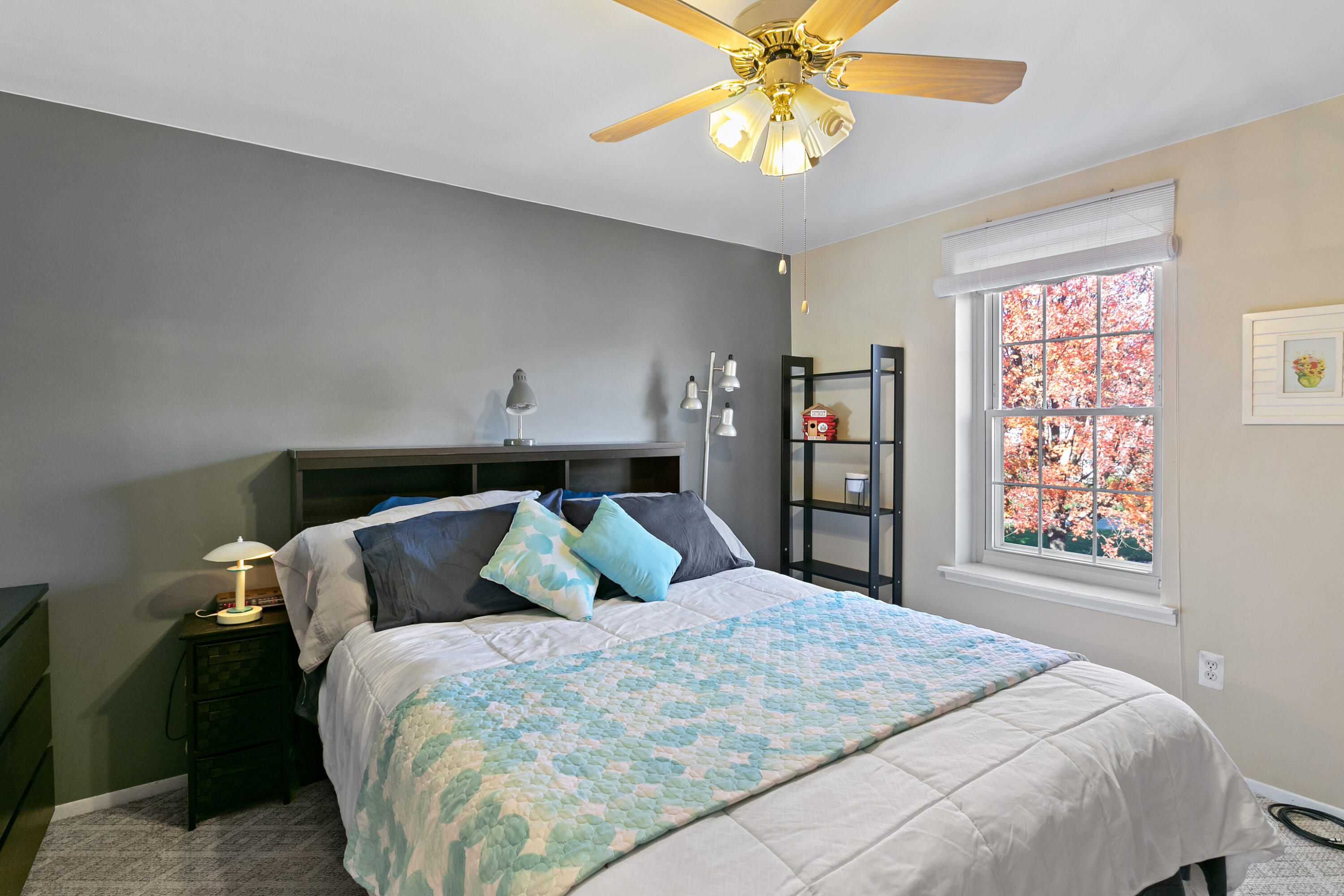 6962 Harvard Lane Canton, MI 48187 - Photo 13 of 22 6962 Harvard Bedroom