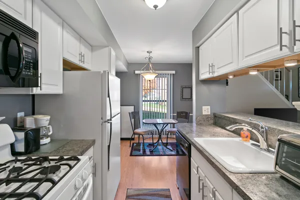 $130,000 | 6962 Harvard Lane, Canton, MI 48187