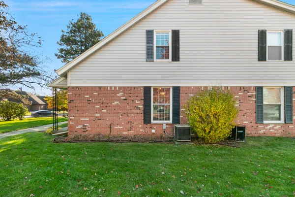 $130,000 | 6962 Harvard Lane, Canton, MI 48187