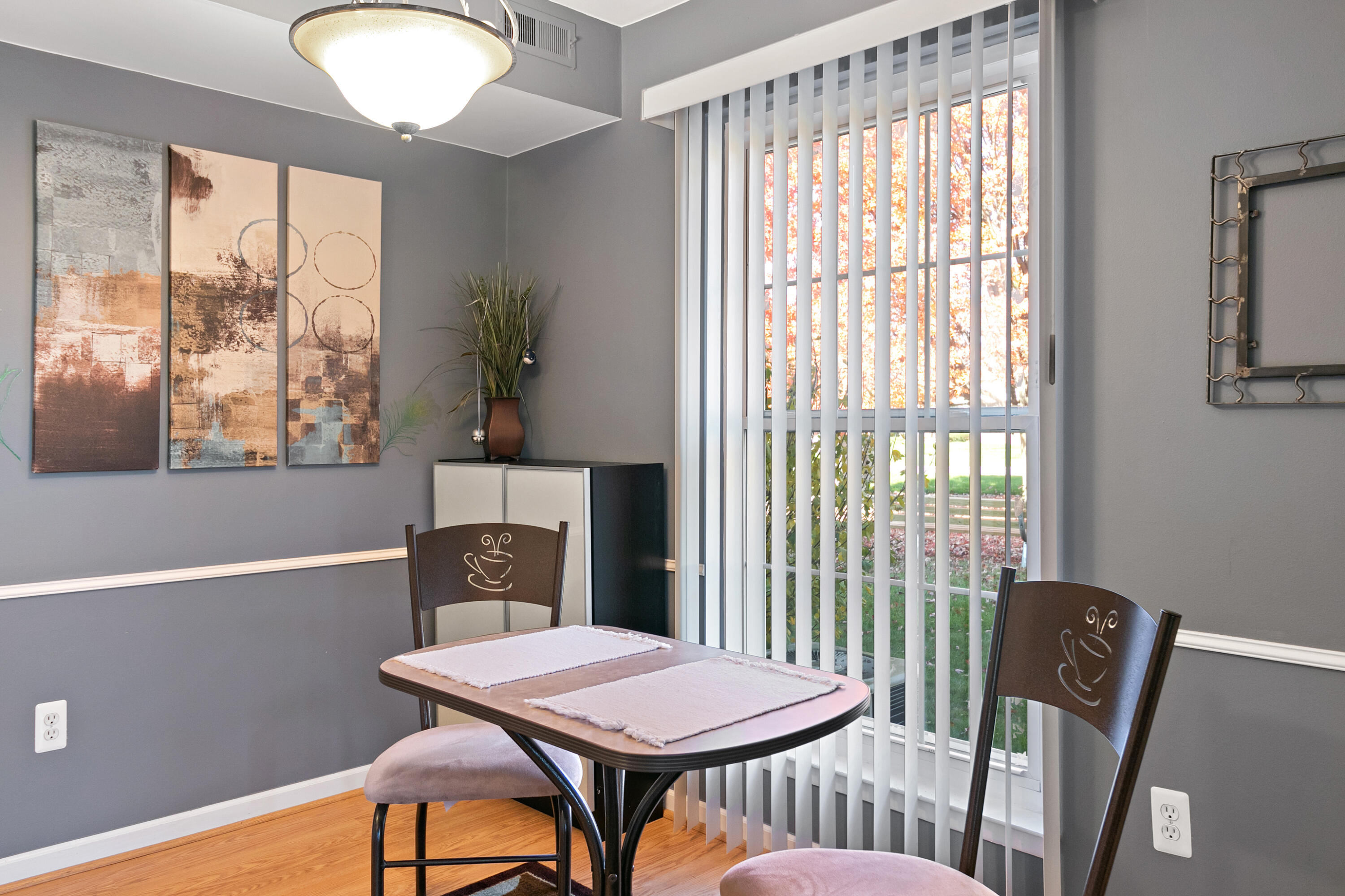 6962 Harvard Lane Canton, MI 48187 - Photo 9 of 22 6962 Harvard Dining Area