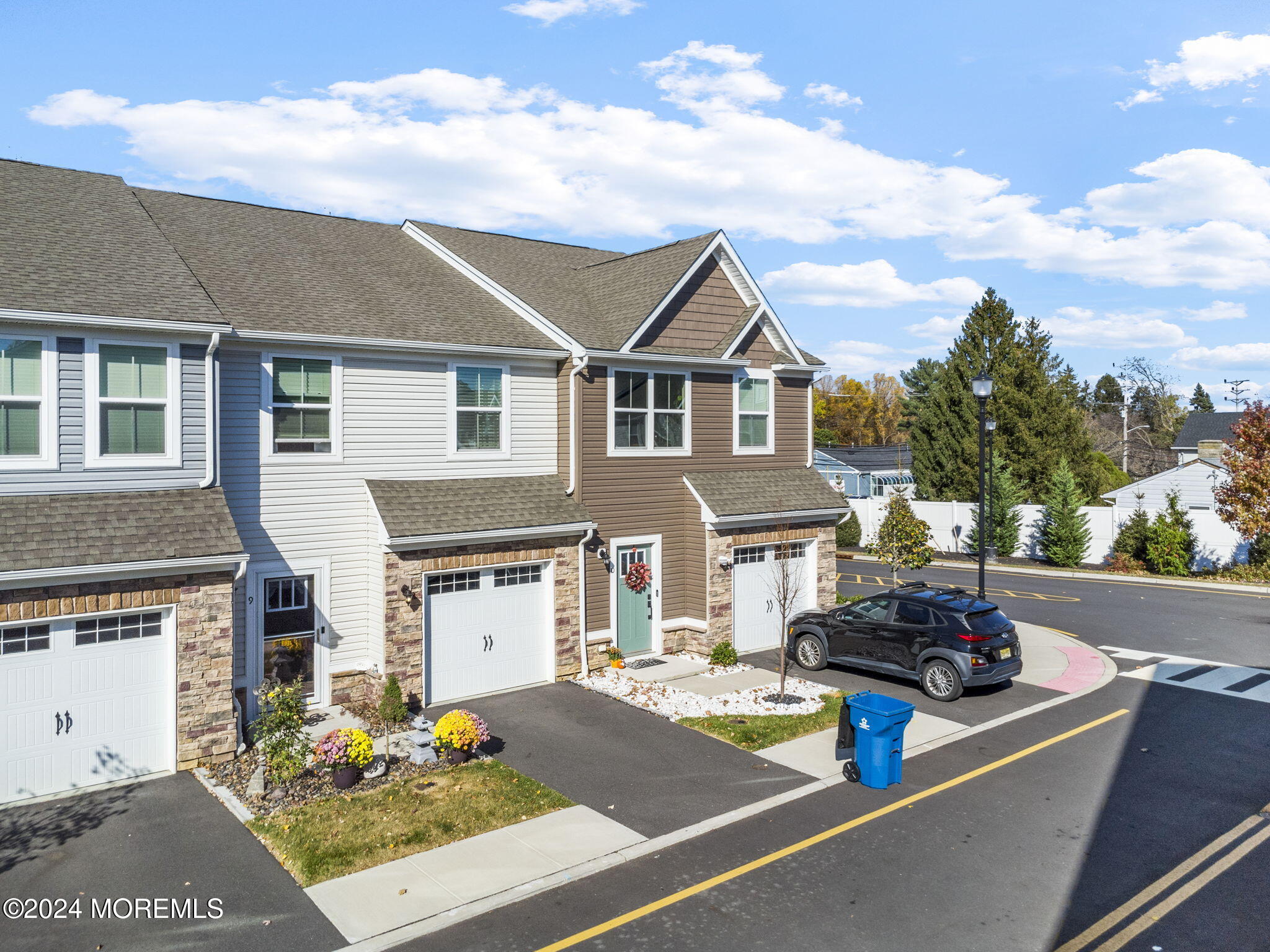 9 Athens Way Cliffwood, NJ 07721 - Photo 3 of 37 35-web-or-mls-SPT_0005