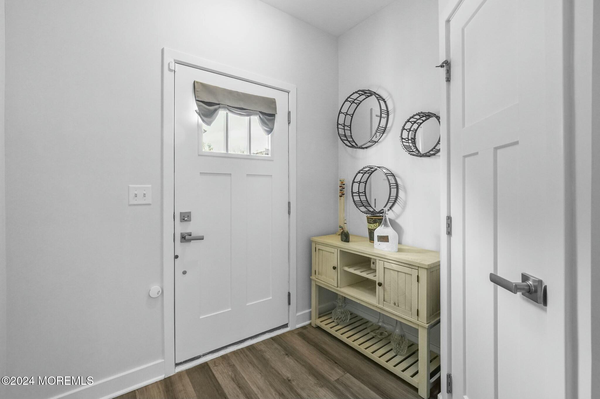 9 Athens Way Cliffwood, NJ 07721 - Photo 5 of 37 tempImageD1QtA2