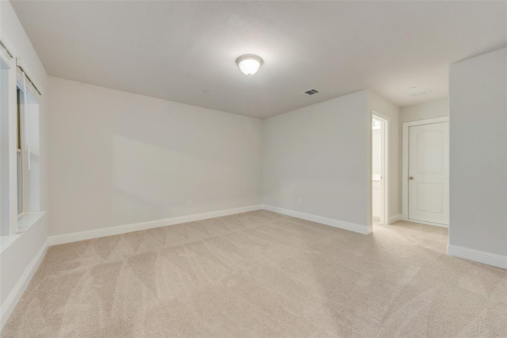 7853 Sunset Boulevard Rowlett, TX 75088 - Photo 21 of 31 a view of an empty room