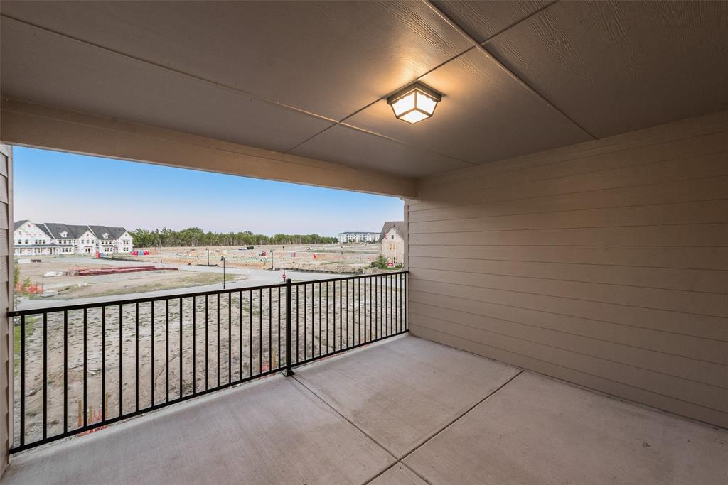7853 Sunset Boulevard Rowlett, TX 75088 - Photo 24 of 31 a view of a balcony
