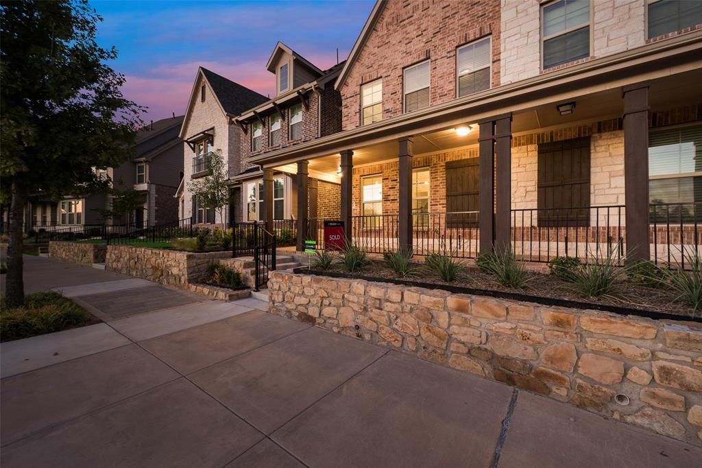 7853 Sunset Boulevard Rowlett, TX 75088 - Photo 26 of 31 a view of a building with sitting area