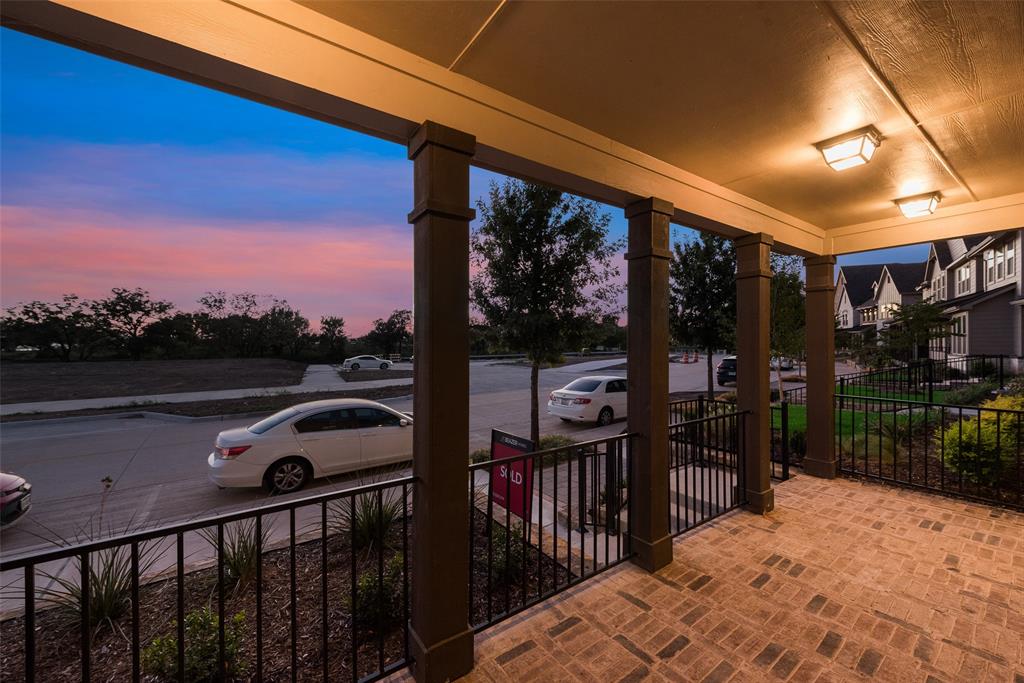 7853 Sunset Boulevard Rowlett, TX 75088 - Photo 29 of 31 a view of a balcony