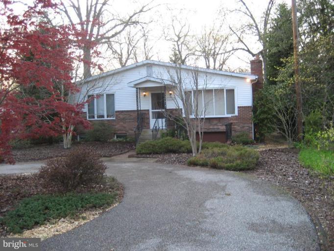 1028 Shore Acres Road Arnold, MD 21012 - Photo 1 of 10 Exterior (Main)
