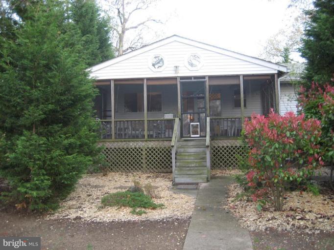 1028 Shore Acres Road Arnold, MD 21012 - Photo 4 of 10 Exterior #2