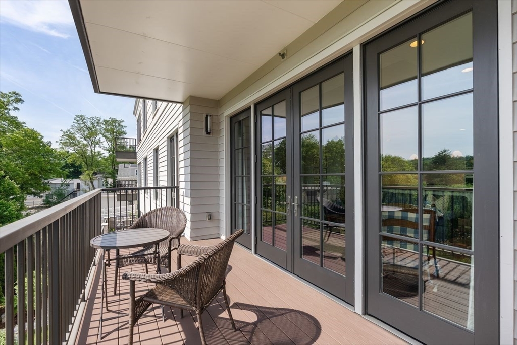 580 Washington Street, Unit 304 Wellesley, MA 02482 - Photo 28 of 32