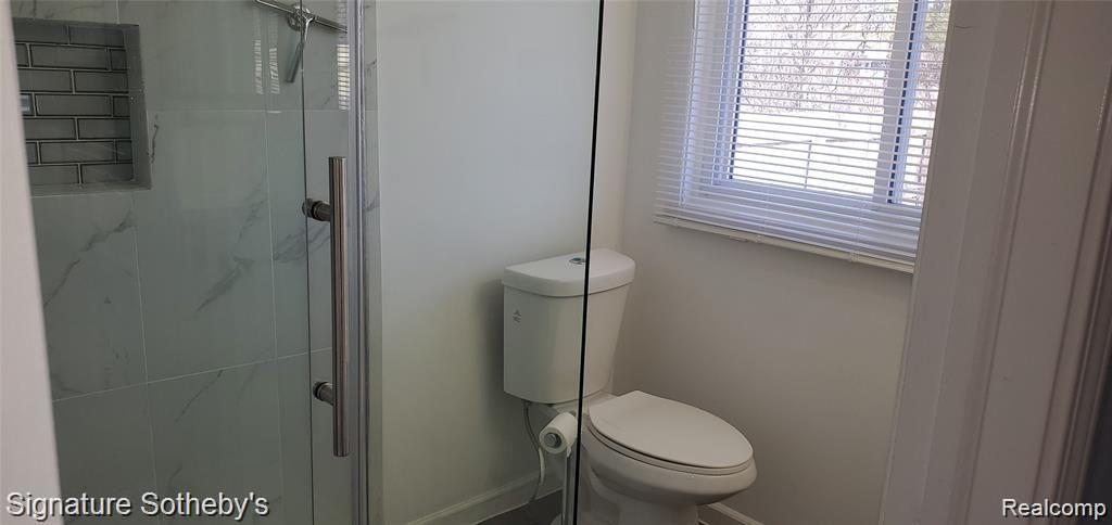1965 Rosedale Street West Bloomfield, MI 48324 - Photo 20 of 26