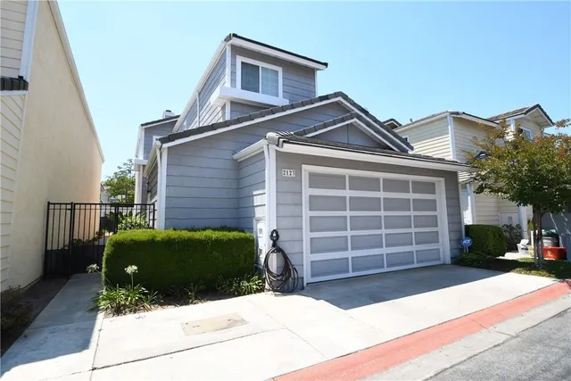 $1,458,000 | 2123 Shelburne Way, Unit 29, Torrance, CA 90503