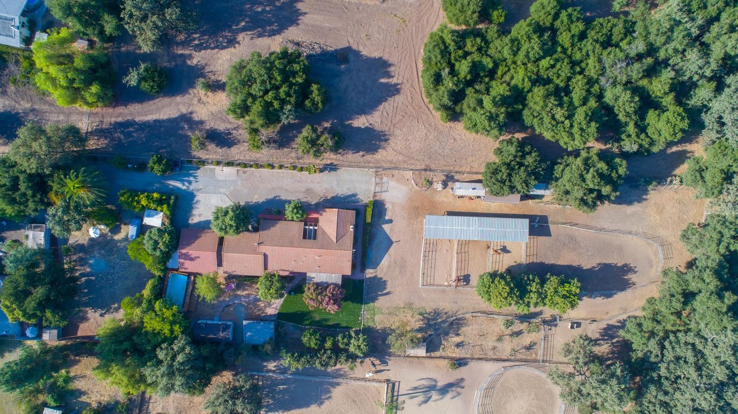 804 Daly Road Ojai, CA 93023 - Photo 29 of 38 an aerial view of a house with a yard