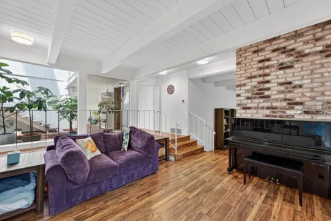 $1,700,000 | 450 Vine Hill Road, Santa Cruz, CA 95065