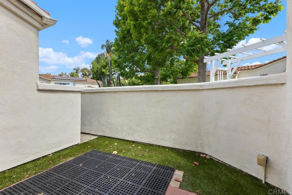 9046 Circle R Oaks Lane Escondido, CA 92026 - Photo 30 of 45