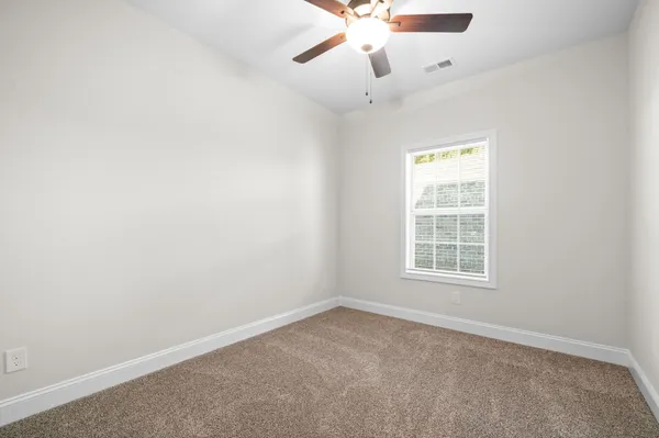 $1,150 | 445 Oak Street, Unit B, Clarksville, TN 37042