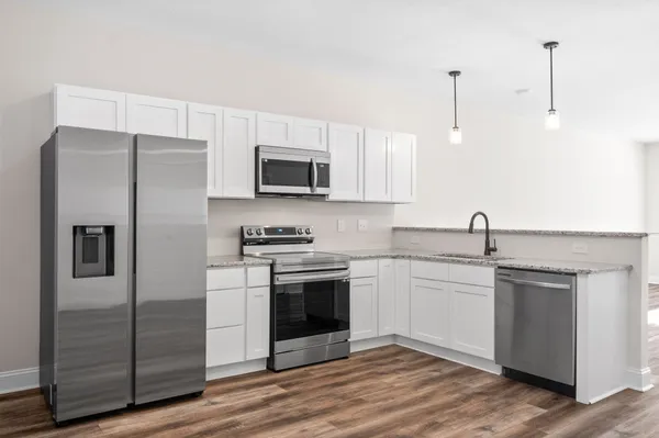 $1,150 | 445 Oak Street, Unit B, Clarksville, TN 37042