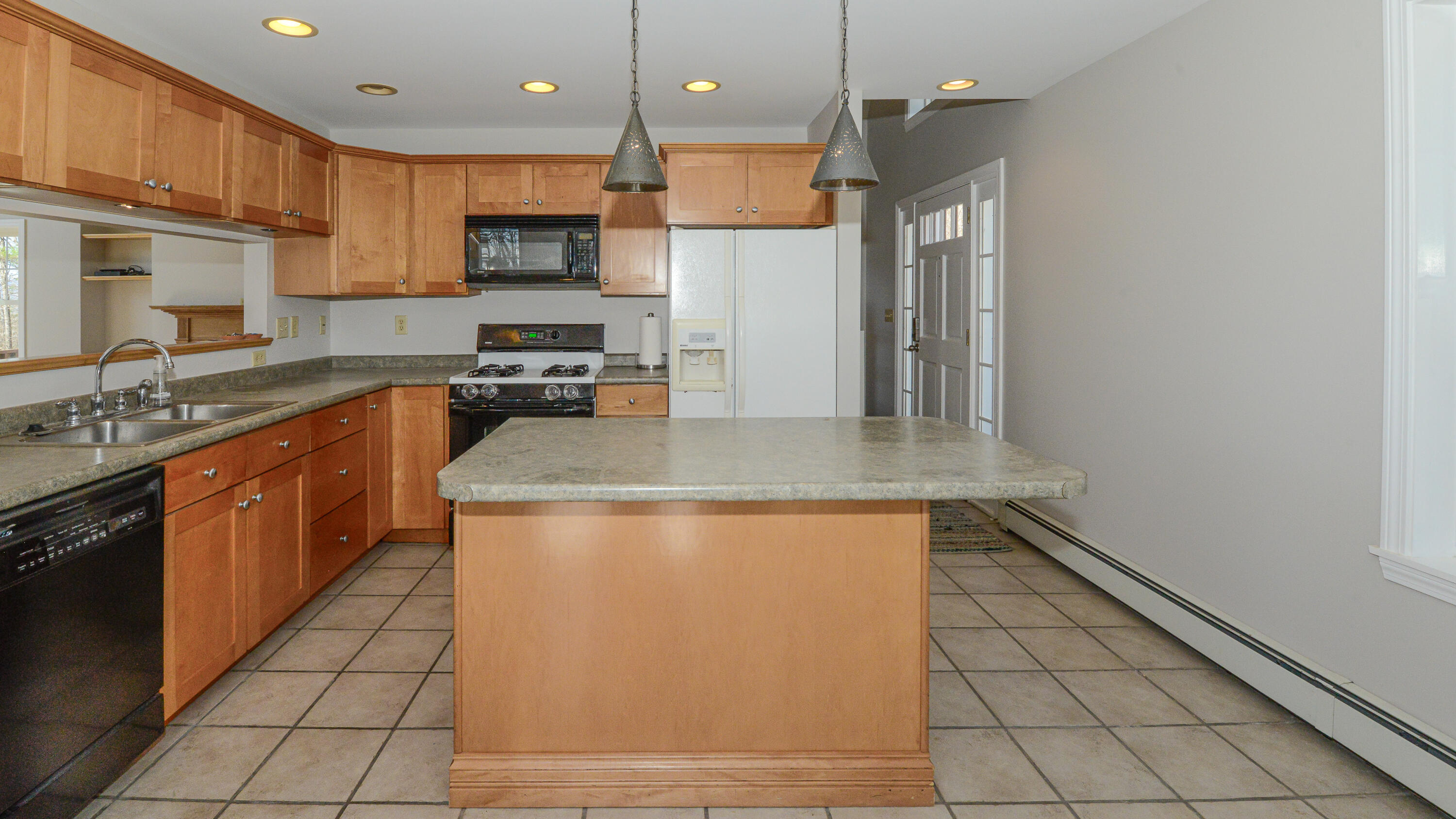 36 Lakeview Lane Harrison, ME 04040 - Photo 19 of 73 36 lakeview lane-77