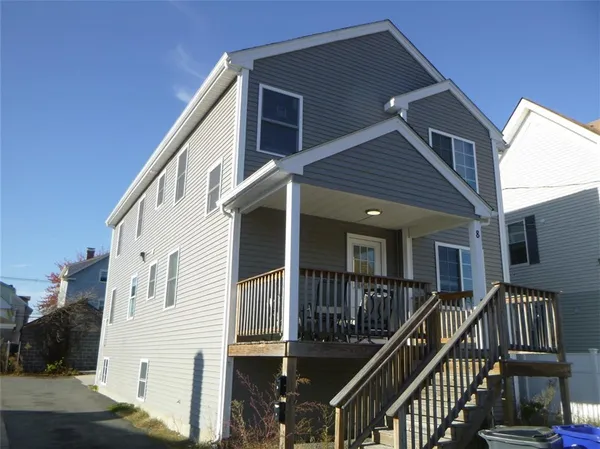 $2,400 | 8 Tappan Street, Providence, RI 02908