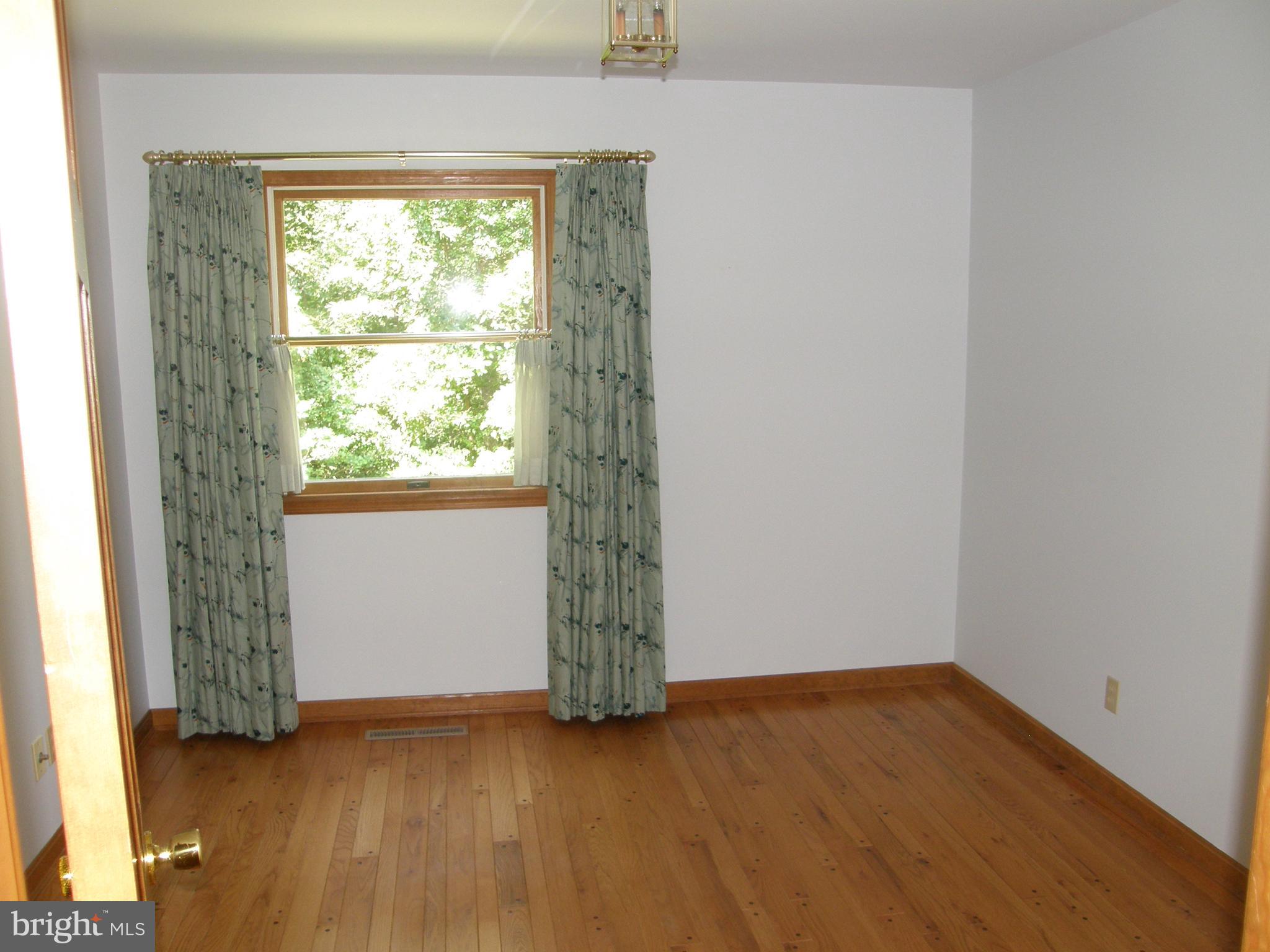 44890 Clarks Mill Road Hollywood, MD 20636 - Photo 14 of 36 Bedroom #3