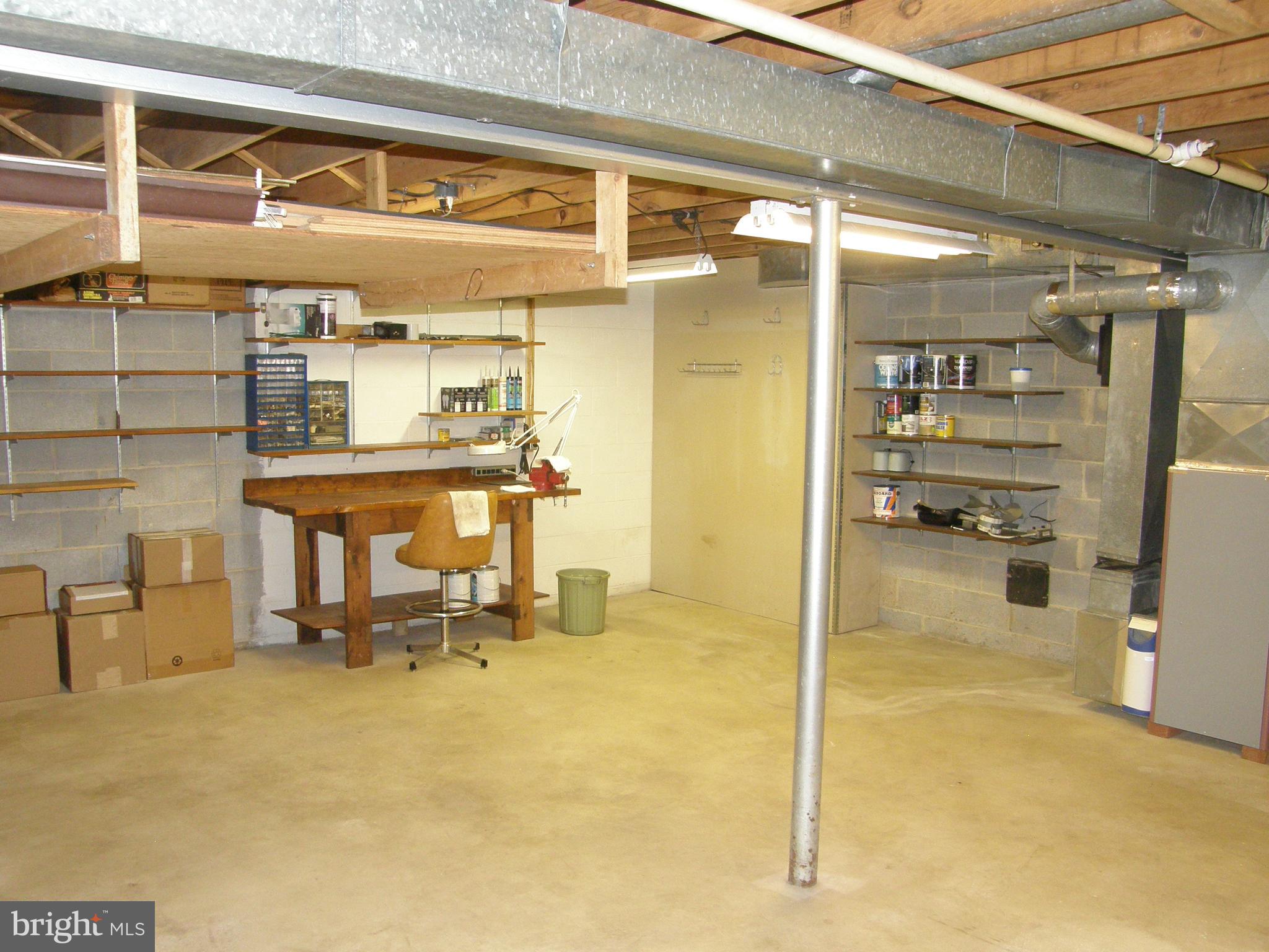 44890 Clarks Mill Road Hollywood, MD 20636 - Photo 29 of 36 Workshop/ storage
