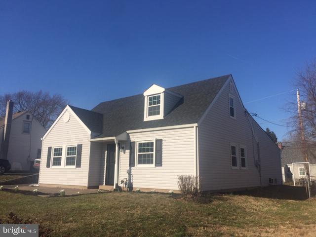 427 Exton Road Hatboro, PA 19040 - Photo 2 of 17 Gallery Image 2