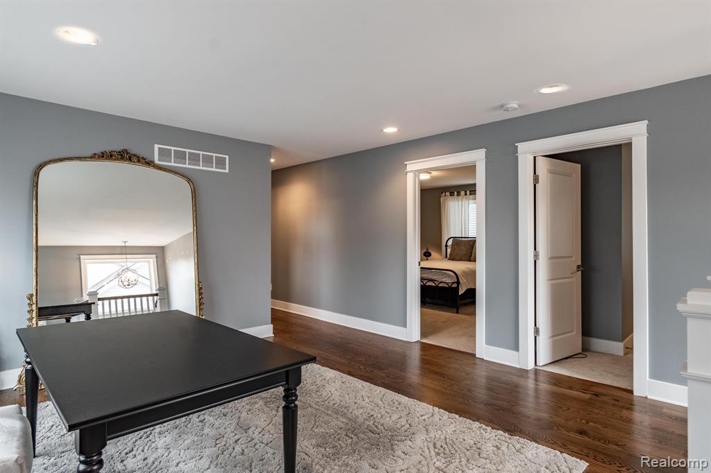 4006 Amherst Road Royal Oak, MI 48073 - Photo 24 of 72
