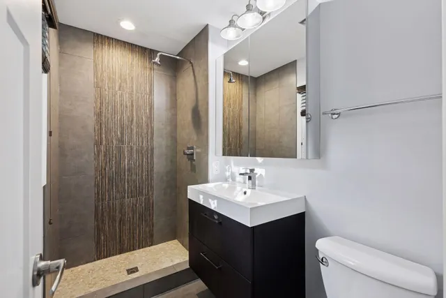 $549,900 | 2465 Brunswick Avenue North, Golden Valley, MN 55422