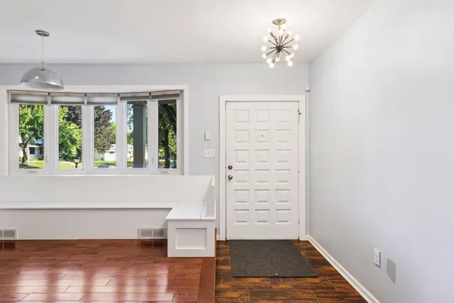 $549,900 | 2465 Brunswick Avenue North, Golden Valley, MN 55422