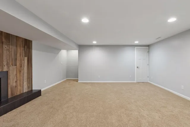 $549,900 | 2465 Brunswick Avenue North, Golden Valley, MN 55422