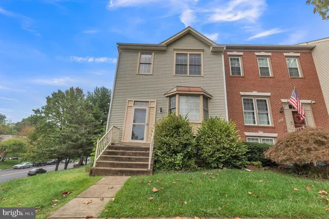 $3,400 | 3883 Zelkova Court, Fairfax, VA 22033