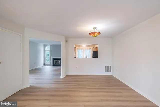 $3,400 | 3883 Zelkova Court, Fairfax, VA 22033