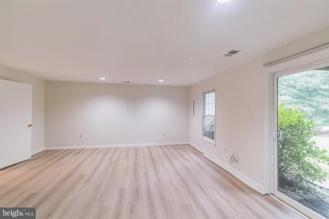 $3,400 | 3883 Zelkova Court, Fairfax, VA 22033