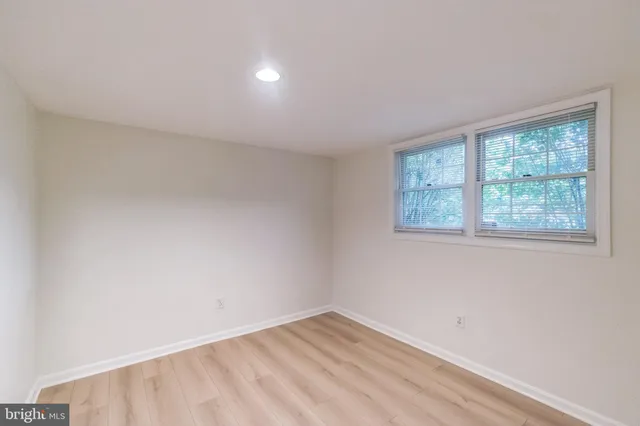 $3,400 | 3883 Zelkova Court, Fairfax, VA 22033