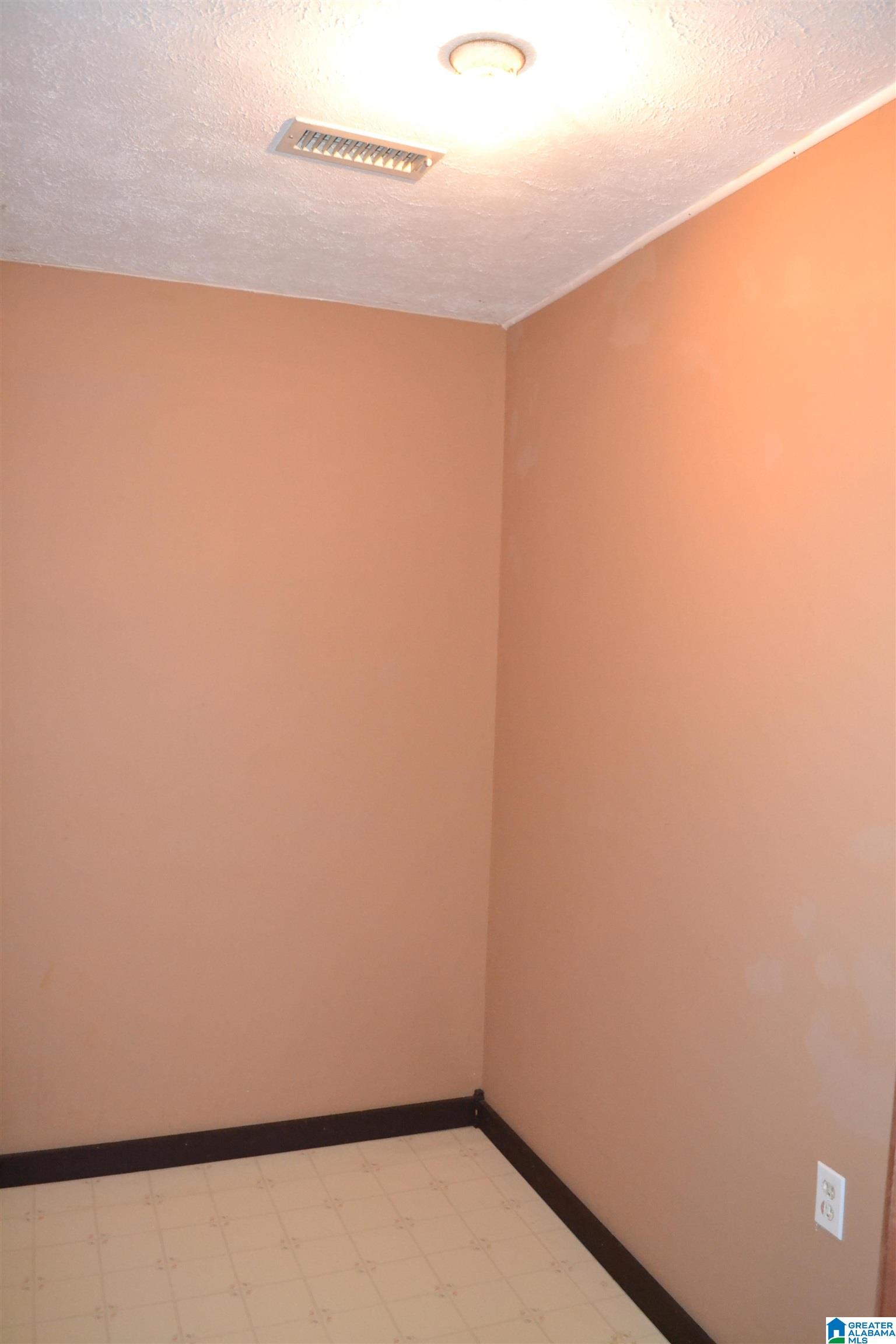 134 Lamar Street Roanoke, AL 36274 - Photo 14 of 35