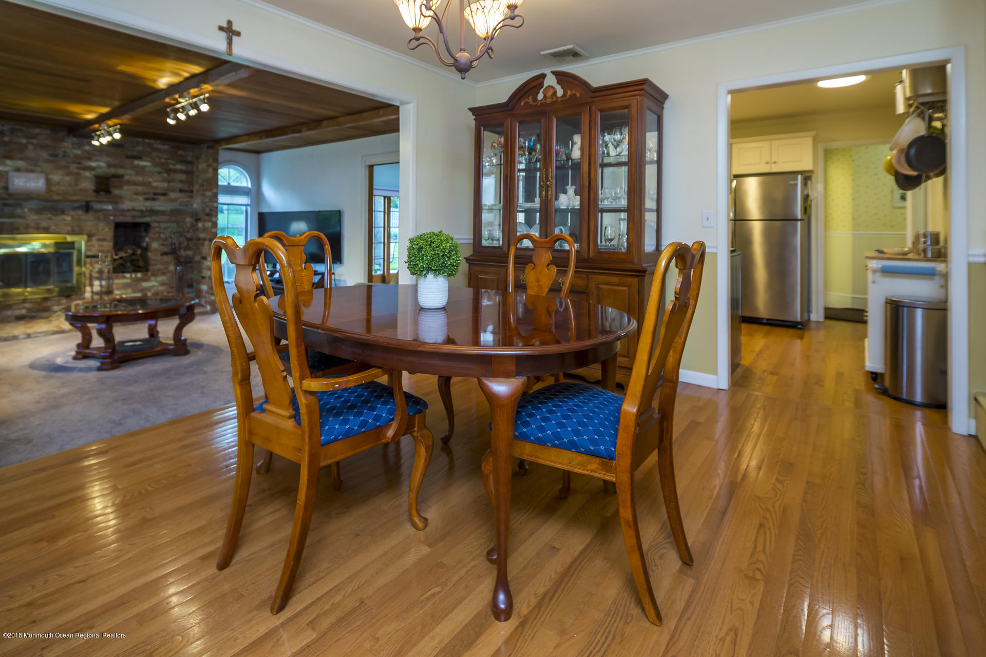 208 Rutledge Drive Middletown, NJ 07701 - Photo 10 of 51 09_Dining Room